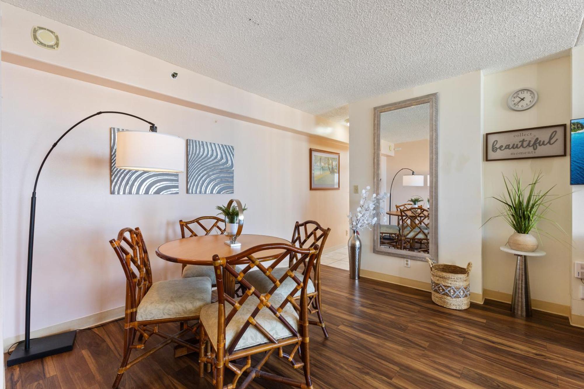 Beautifully Renovated 32Nd Floor Deluxe Ocean View Waikiki Condo Condo Honolulu Exterior foto